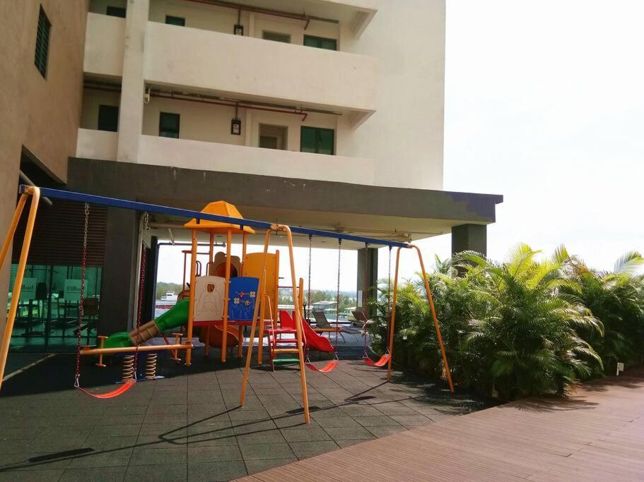 Pd D'Wharf Premium Suite - Full Seaview Port Dickson Exterior photo